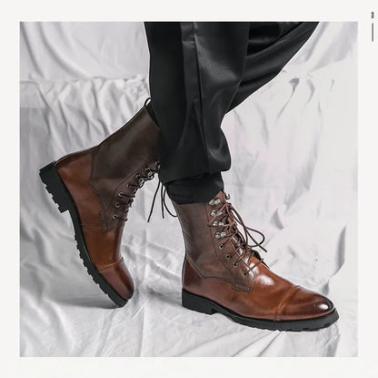 LÉONARD — Bottes Hautes en Cuir Patiné à Lacets